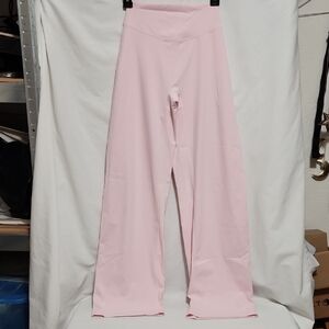 Wide-Leg Pink Leggings